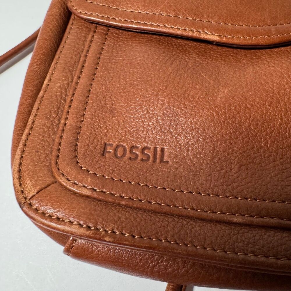 Vtg Fossil American Classic 75082 Brown Leather Crossbody Flap Bag Purse EUC - Picture 8 of 13